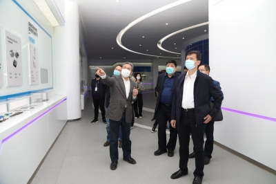 2020年4月22日工信部驻浙江复工复产联络组一行yth2206游艇会